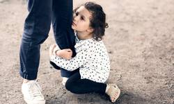 De pedagogische neveneffecten van alle leugentjes die we onze kinderen vertellen. “Liegen is besmettelijk”