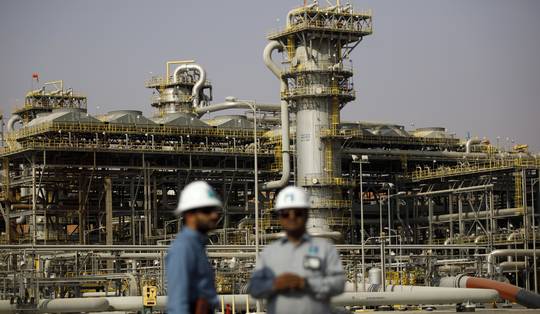 Helft van de fossiele CO₂-uitstoot komt van 32 bedrijven