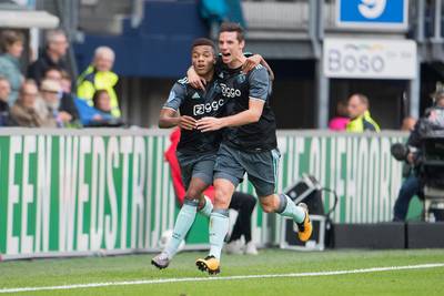 LIVE: Neres draait wedstrijd in paar minuten om tegen Heerenveen