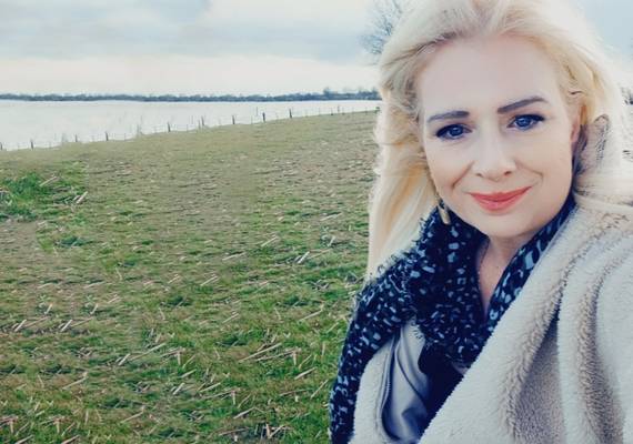 De jongste dochter van toeslagenouder Agnes (46) werd uit huis geplaatst: “Ik heb geen idee waar ze is”
