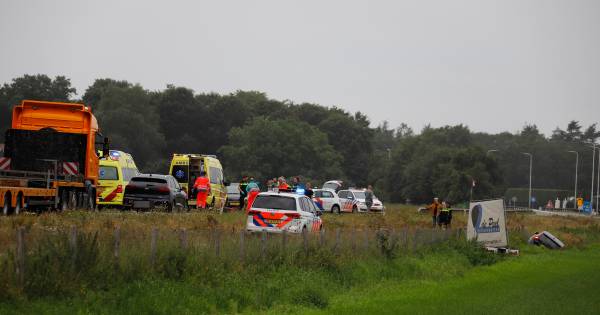 Motorrijder overlijdt na botsing met auto op N272 bij Oploo - Eindhovens Dagblad