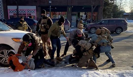 48 seconden aanleiding, gevolgd door zeker tien schoten: reconstructie van de dood van Alex Pretti