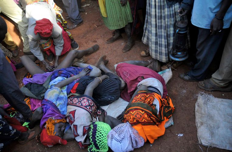 Bendes Overvallen Oegandese Dorpen Om Meisjes Te Besnijden Vn Sturen Onderzoeksteam De Volkskrant