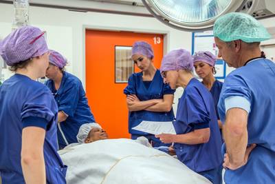 'Als ik Grey's Anatomy kijk, roep ik: dit kan echt niet!'