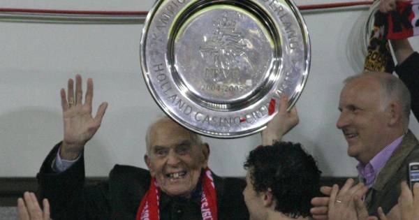 De Stoel Van Meneer Frits Blijft Onaangeroerd Bij Renovatie In Philips Stadion Psv Ed Nl