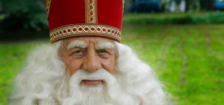 Sinterklaas Komt Naar Het Leerdamse Vrouwenhofje En Hij Neemt Pieten Uit De Sinterklaasfilm Mee Rivierenland Bndestem Nl