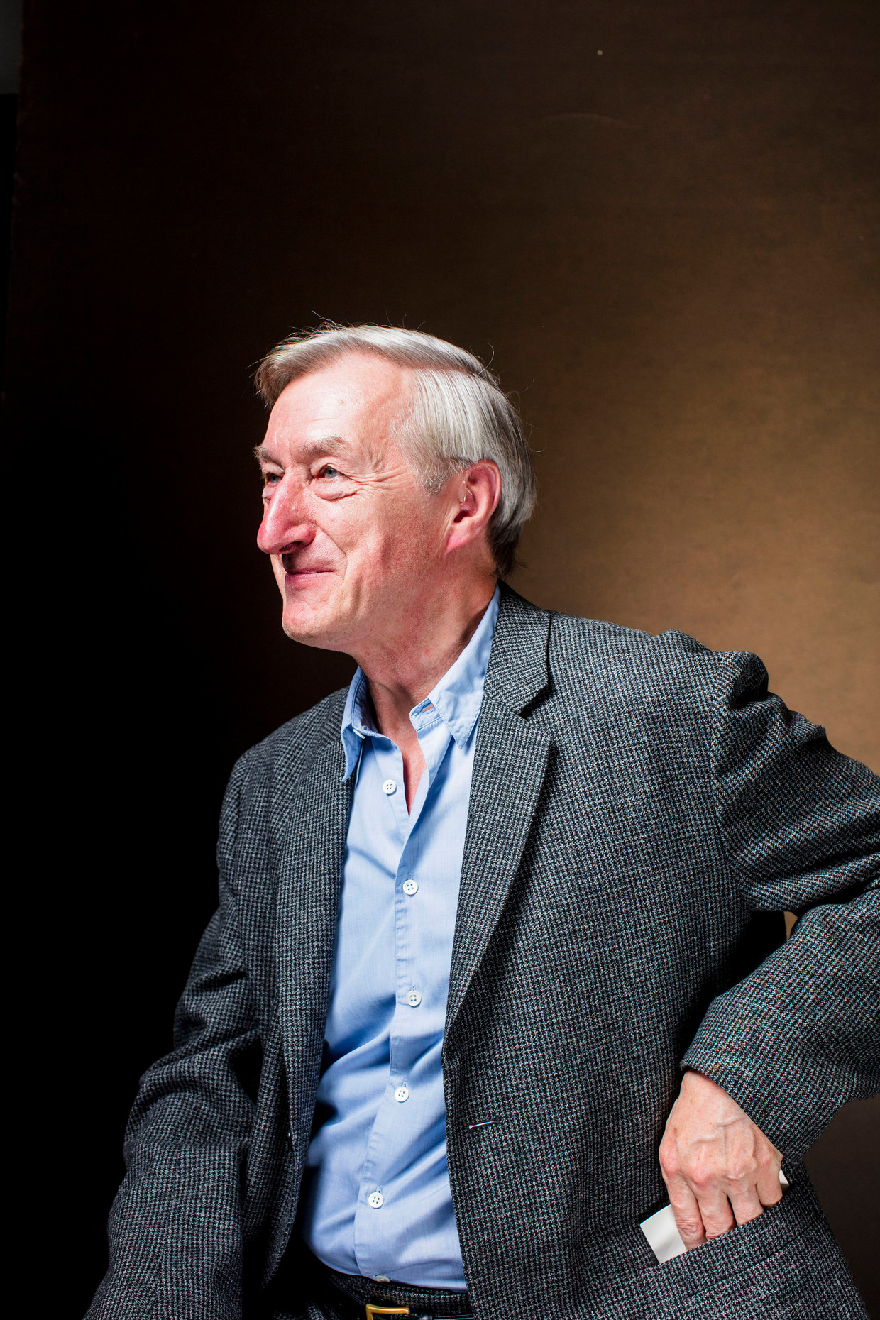 Julian Barnes ‘Laten we erop vertrouwen dat de Britten ooit zeggen