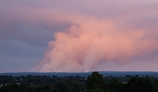 Al 900 hectare in de as gelegd bij natuurbrand in Hoge Venen: ‘Brand blijft uitbreiden’