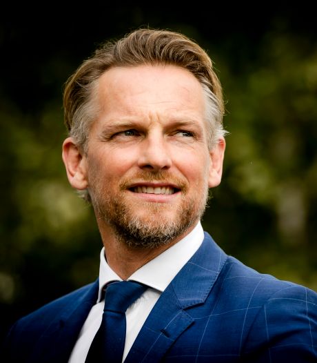 Barry Atsma Filmt Door Ik Word Elke Drie Dagen Getest Show Pzc Nl