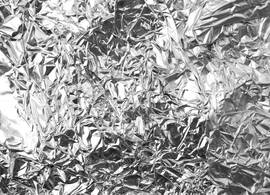 Dít is waarom je je voeten vandaag nog in aluminiumfolie wilt wikkelen 