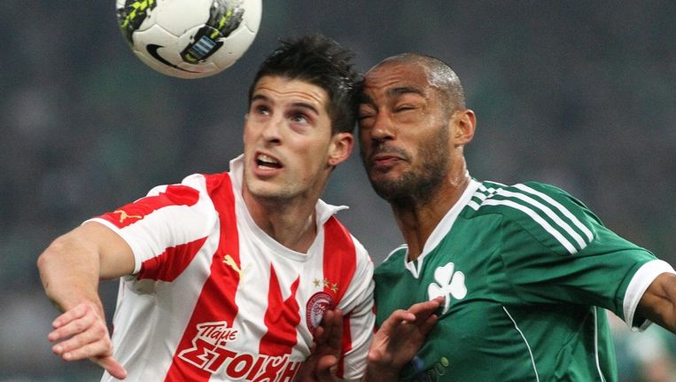 Mirallas treft vier keer raak in monsterzege Olympiakos ...