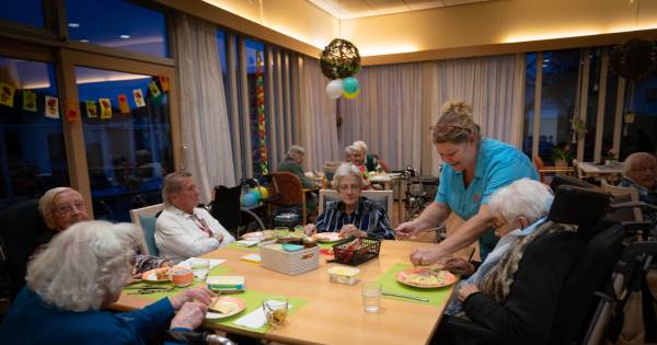 De Hoge Hof in Herveld wordt gesloopt voor bouw van 42 sociale huurwoningen