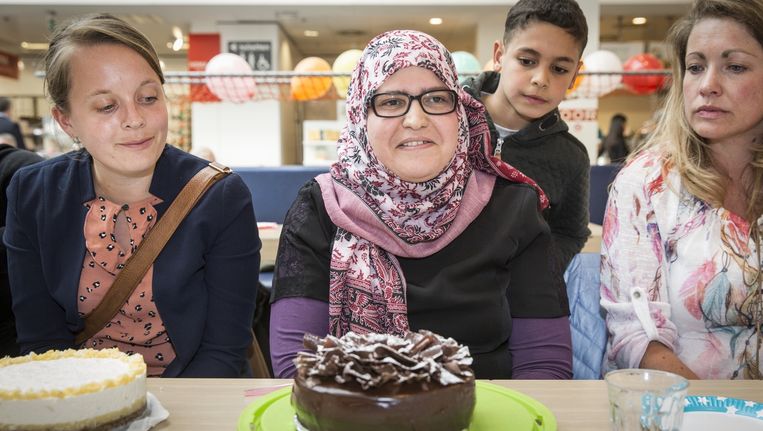 Taartenbakkers Strijden Om Een Plek In Assortiment Hema Het Parool