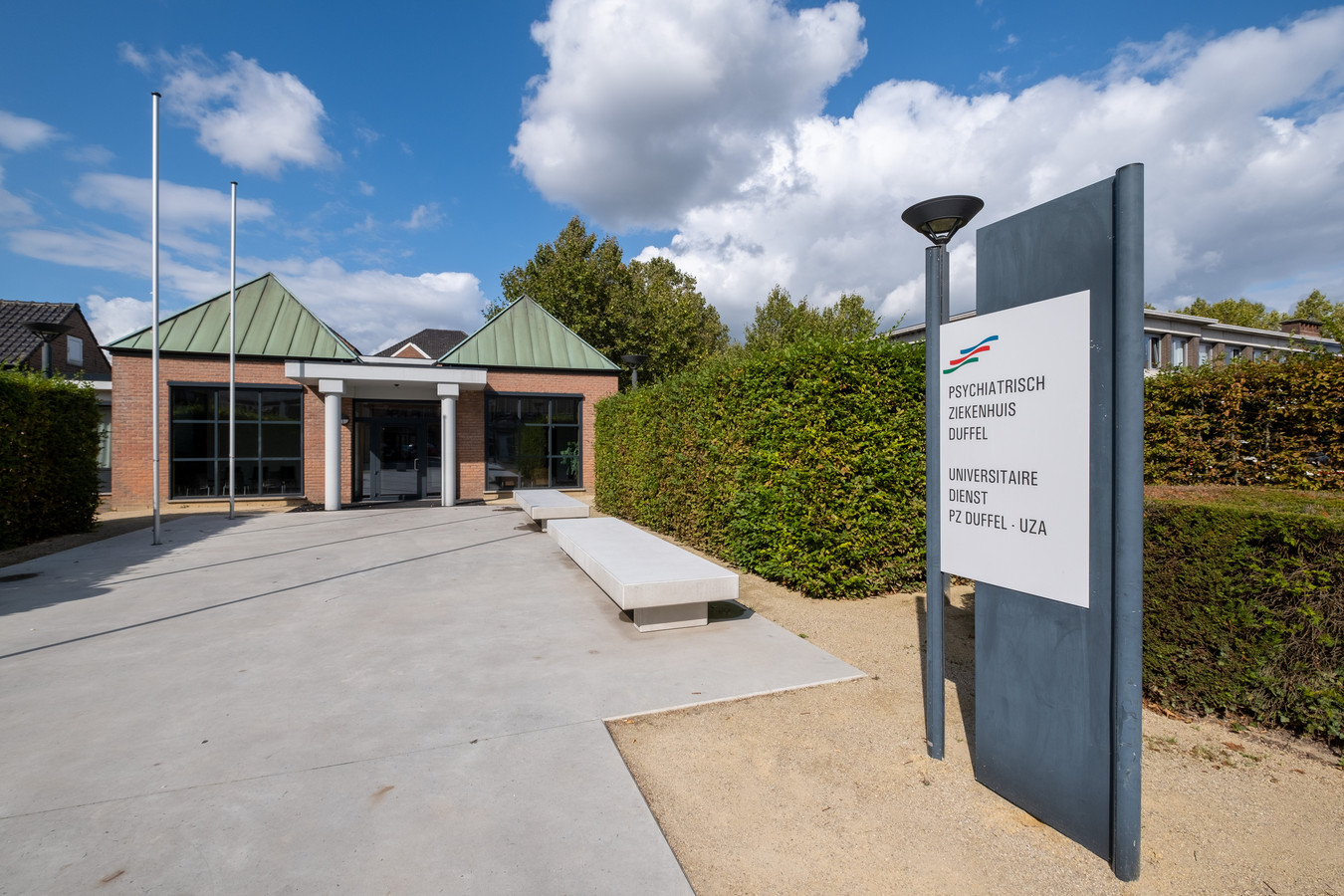 Pyschiatrisch Ziekenhuis krijgt nieuwe naam en logo “Benadrukken dat we universitair zijn