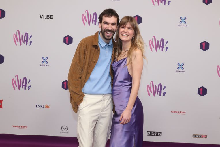 Jan en Eva (toen al met babybuikje) op de rode loper van de MIA's