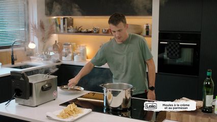 55. Moules à la crème au parmesan