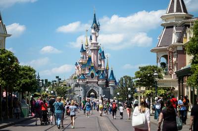 Disneyland Paris deelt eerste beelden Marvel-land