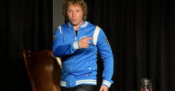 Onfortuinlijke cabaretier Kemperink uit Albergen zegt shows af - Tubantia