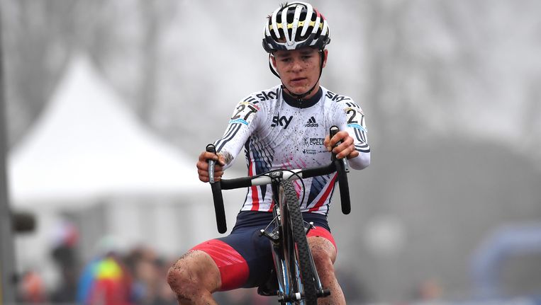 Pidcock heerst bij junioren in Namen | Veldrijden | Sport ...
