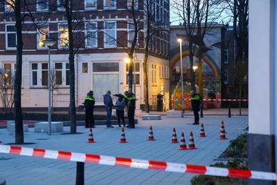 Politie schiet gericht bij Rotterdamse speeltuin,  verdachte gewond