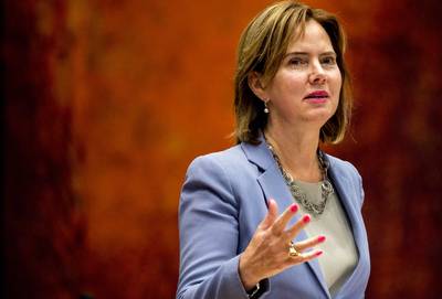 Minister zoekt verklaring voor 'herrie' belevingsvlucht Lelystad