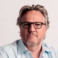 Beste Philippe Geubels, met uw serie zet de VRT die fout van Kobe Ilsen een beetje recht