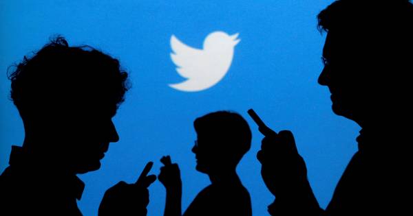 Twitterschoonmaak: Mental Theo verliest meer dan helft volgers, Hardwell 200.000 - Eindhovens Dagbla