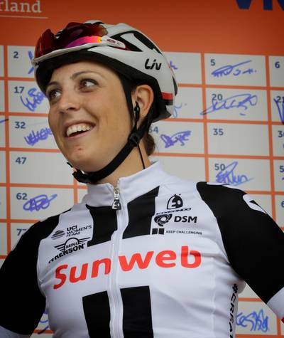 Brand wint solo koninginnenrit in Giro Rosa