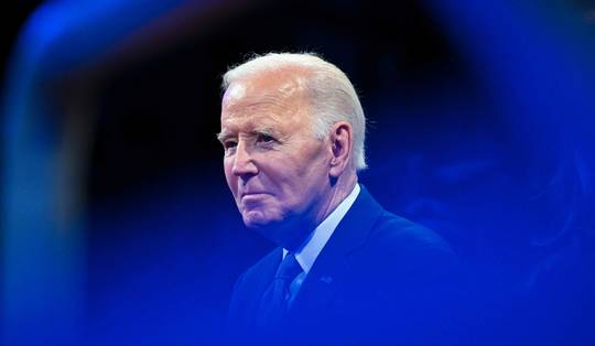 Biden over ICE-geweld in Minneapolis: ‘Dit verraadt onze meest fundamentele waarden’ • Melania Trump: ‘Ik roep op tot eenheid’