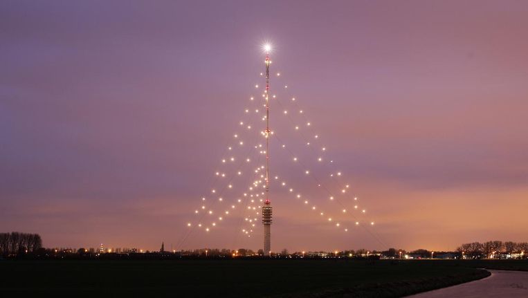 Grootste Kerstboom Van Nederland Kan Niet Stralen Door Blikseminslag De Volkskrant