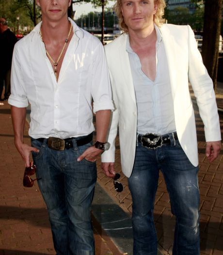 Hans Klok Bevrijdt Zich Lachend Uit Klauwen Des Doods Sterren Ad Nl