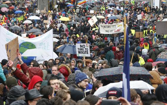 LIVE - Grootste klimaatmars ooit in ons land: ‘Indien de politici ons nu nog niet gehoord hebben, dan zal het payback time worden met de verkiezingen’
