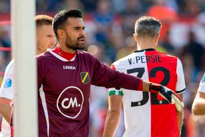 LIVE | Ex-Feyenoorder Te Vrede doet wat terug
