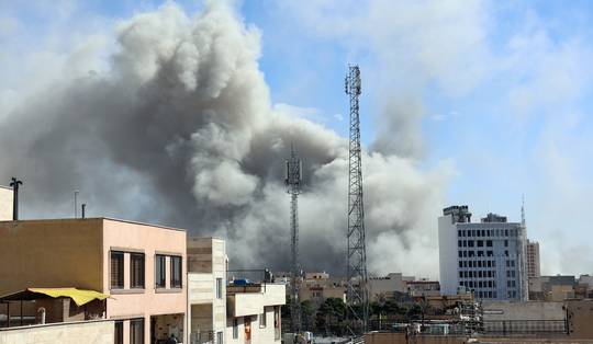 Israël voert nieuwe aanvallen uit op Teheran • Zoon van laatste sjah van Iran wil leidende rol na val regime