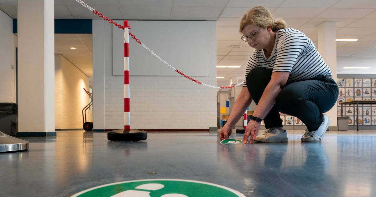 Docenten wisselen van lokaal als middelbare scholen op 2 ...