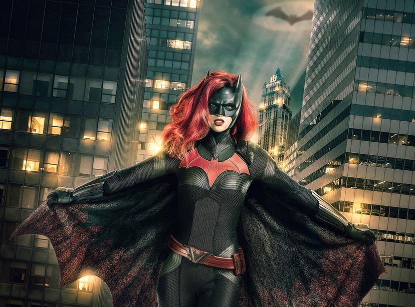 Eindelijk is het officieel: Batwoman krijgt haar eigen serie