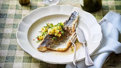 29. Filet de bar avec salsa et dessert d'ananas