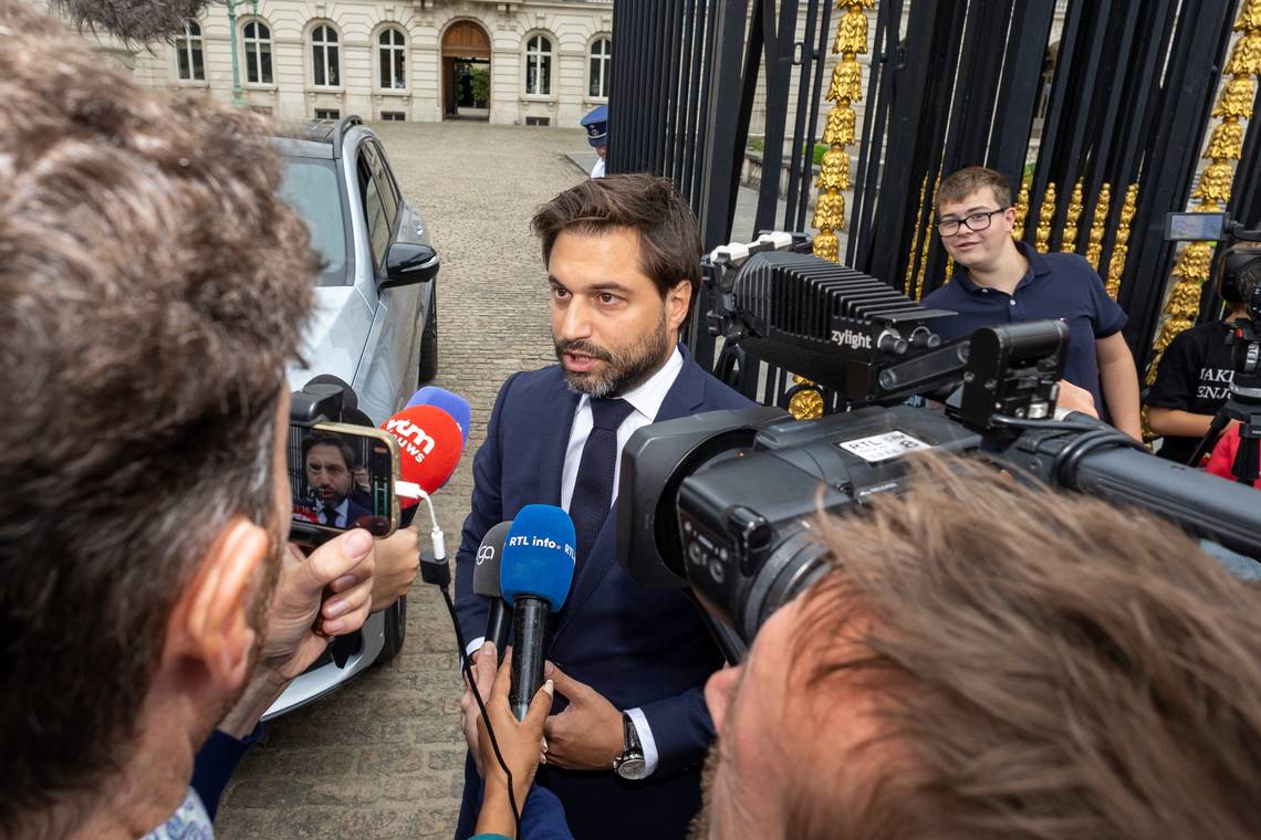 Bouchez, de ‘eeuwige bengel’ die de formatie saboteert: klopt dat beeld wel?