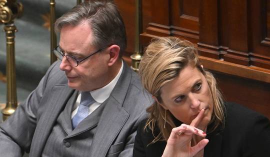 De Wever noemt beslissing rond militairen bij Joodse sites ‘logisch’, wil ergernis bij Verlinden ‘wegmasseren’