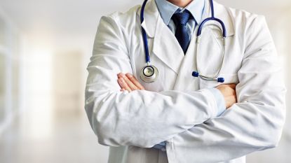 Zoveel Verdienen Vlaamse Ziekenhuisartsen Gemiddeld Per Jaar Een Op Zes Verdient Meer Dan Premier Binnenland Hln Be