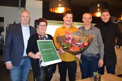 Sjors Dollevoet wint Ondernemersprijs gemeente Mill en Sint Hubert