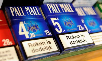 Man komt foto van eigen verminkte been tegen op pakje sigaretten