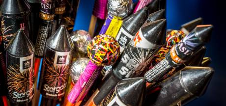 Illegaal Vuurwerk Bestellen In Twente Het Is Een Fluitje Van Een Cent Enschede Tubantia Nl