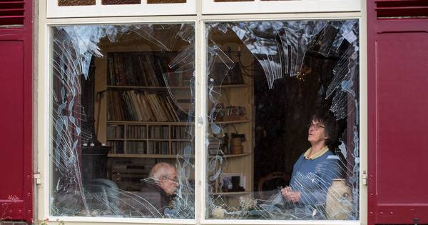 Dijkbewoners Opijnen over enorme schade na explosie: 'het kan nog 364 dagen beter gaan' - BD.nl