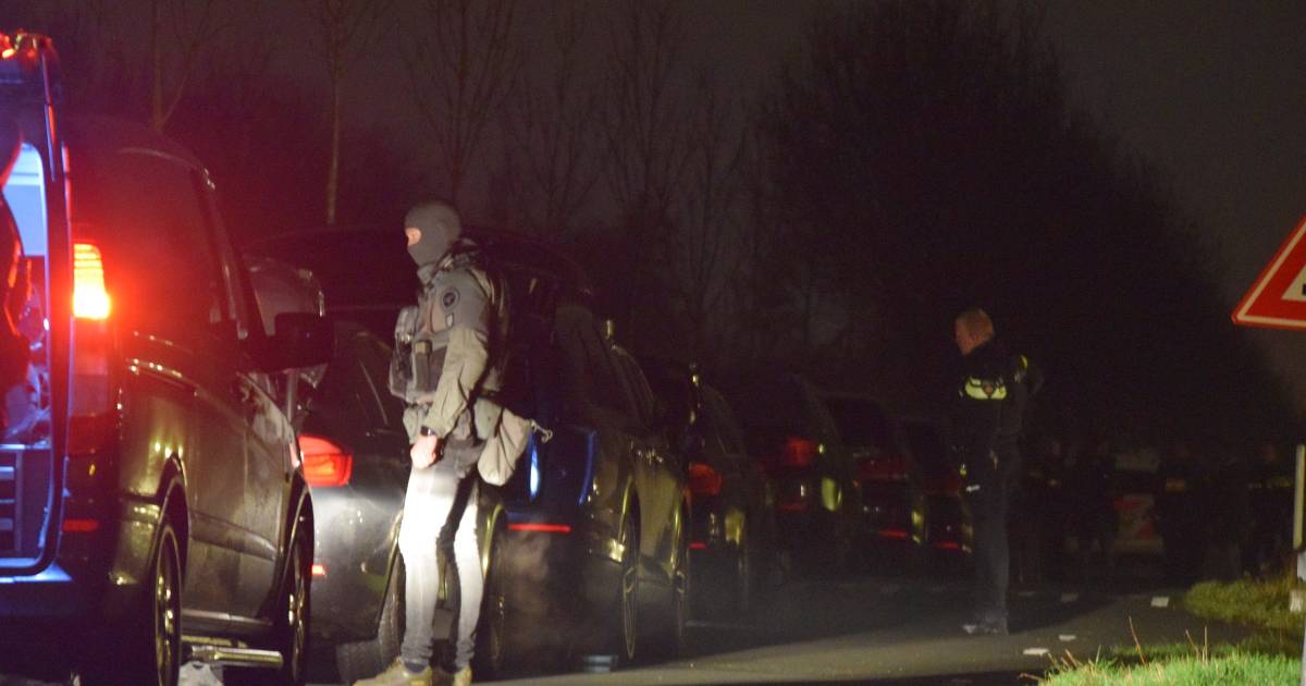 Overleden persoon aangetroffen na overval in woning in Oud Ade.