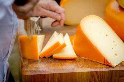 Goudse kaas straks 30 procent goedkoper naar Japan