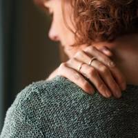 Pijn tussen de schouderbladen? Dit kan er aan de hand zijn
