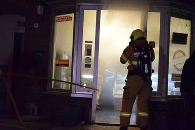 Keuken van pizzeria verwoest door brand