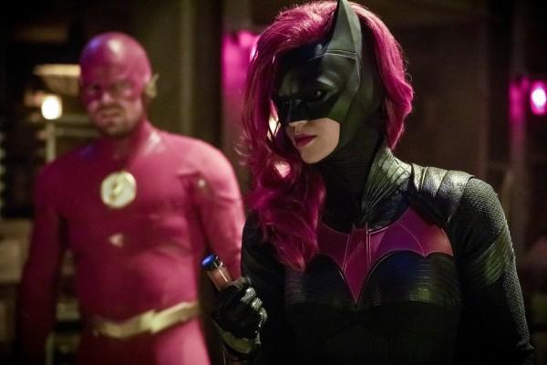 Eindelijk is het officieel: Batwoman krijgt haar eigen serie