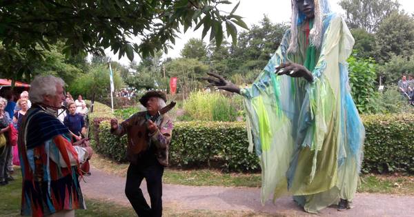 Ongedwongen flaneren, proeven, eten en drinken op Eco Natuurmarkt in Bergeijk